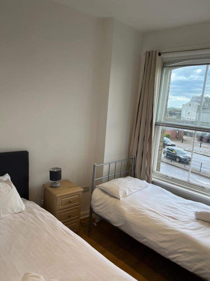 Entire Flat With View To River Yare, H 1 Great Yarmouth Bagian luar foto